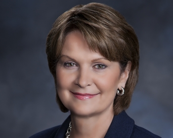 Lockheed CEO Marillyn Hewson Hopeful Over Sequestration Delay - top government contractors - best government contracting event
